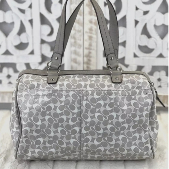 AUTHENTIC NWOT COACH CHELSEA BIAS SIGNATURE BAG - Picture 8 of 9